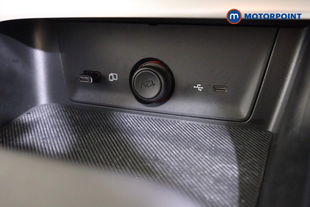 Mg Motor Uk ZS Trophy Automatic Petrol-Electric Hybrid SUV - Stock Number (1617671) - 8th supplementary image