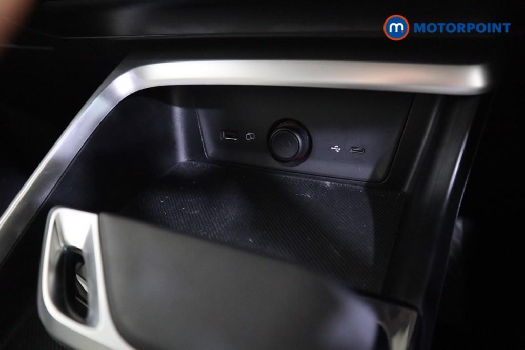 Mg Motor Uk ZS Trophy Automatic Petrol-Electric Hybrid SUV - Stock Number (1617844) - 8th supplementary image