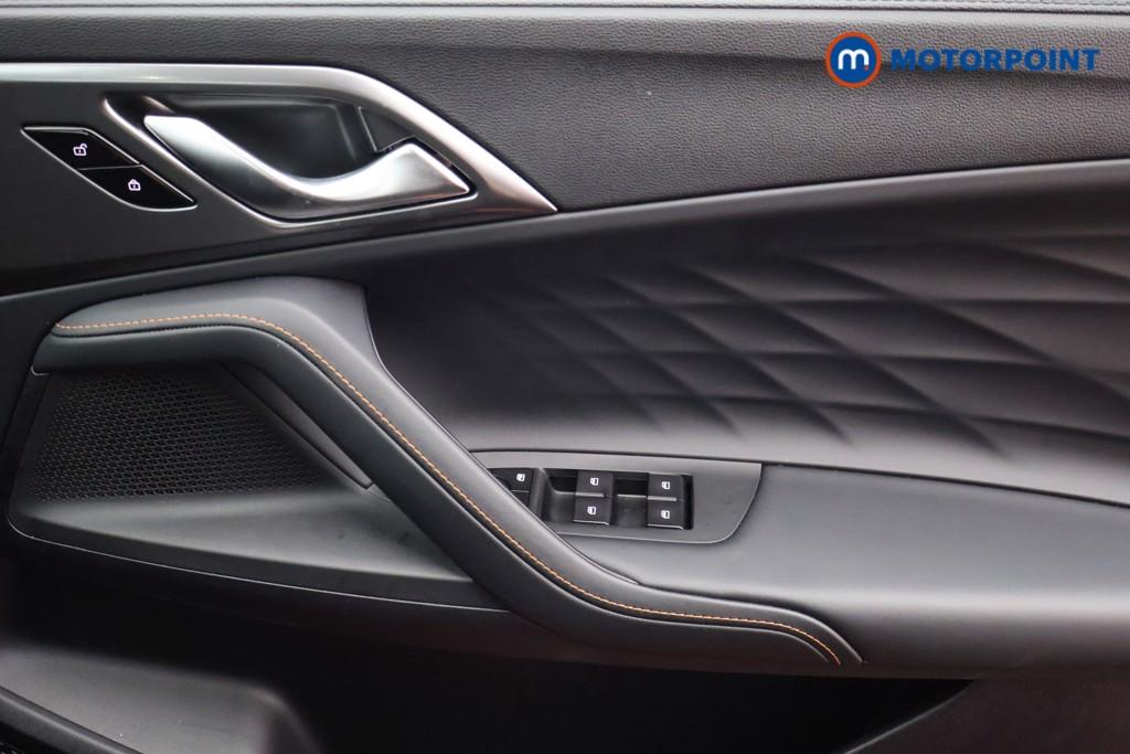 Mg Motor Uk HS SE Automatic Petrol-Electric Hybrid SUV - Stock Number (1622982) - 8th supplementary image