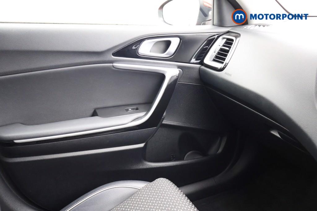 KIA Xceed 3 Automatic Petrol Hatchback - Stock Number (1623532) - 8th supplementary image