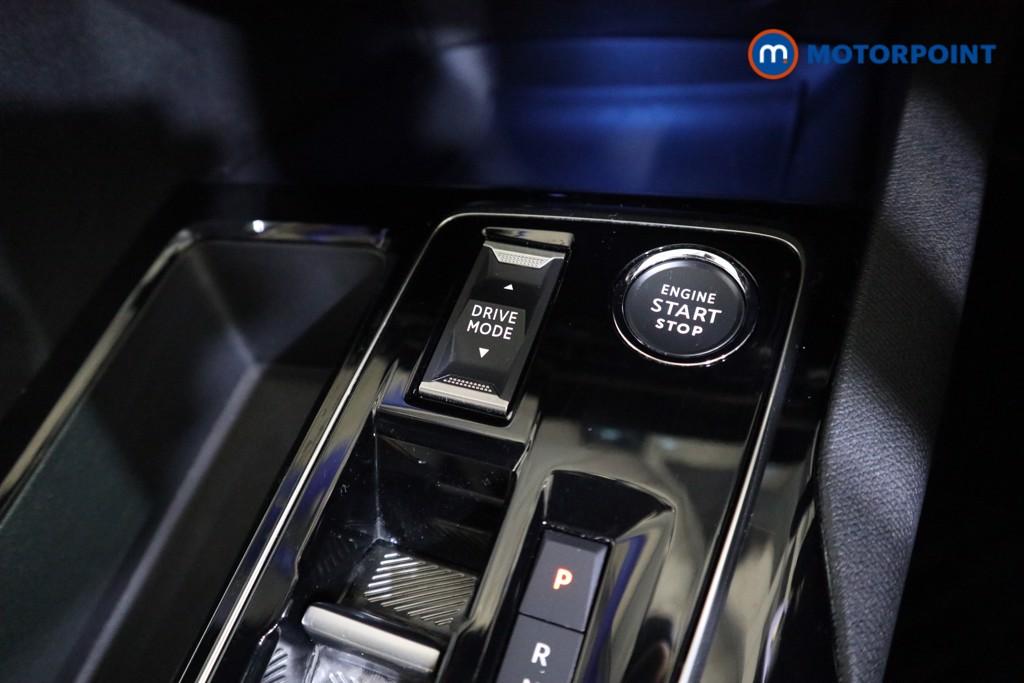 Peugeot 3008 Allure Automatic Petrol Plug-In Hybrid SUV - Stock Number (1610620) - 8th supplementary image