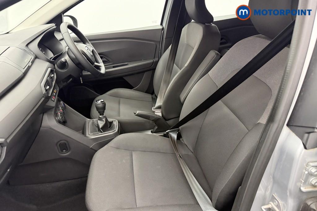 Dacia Sandero Essential Manual Petrol Hatchback - Stock Number (1604935) - 8th supplementary image