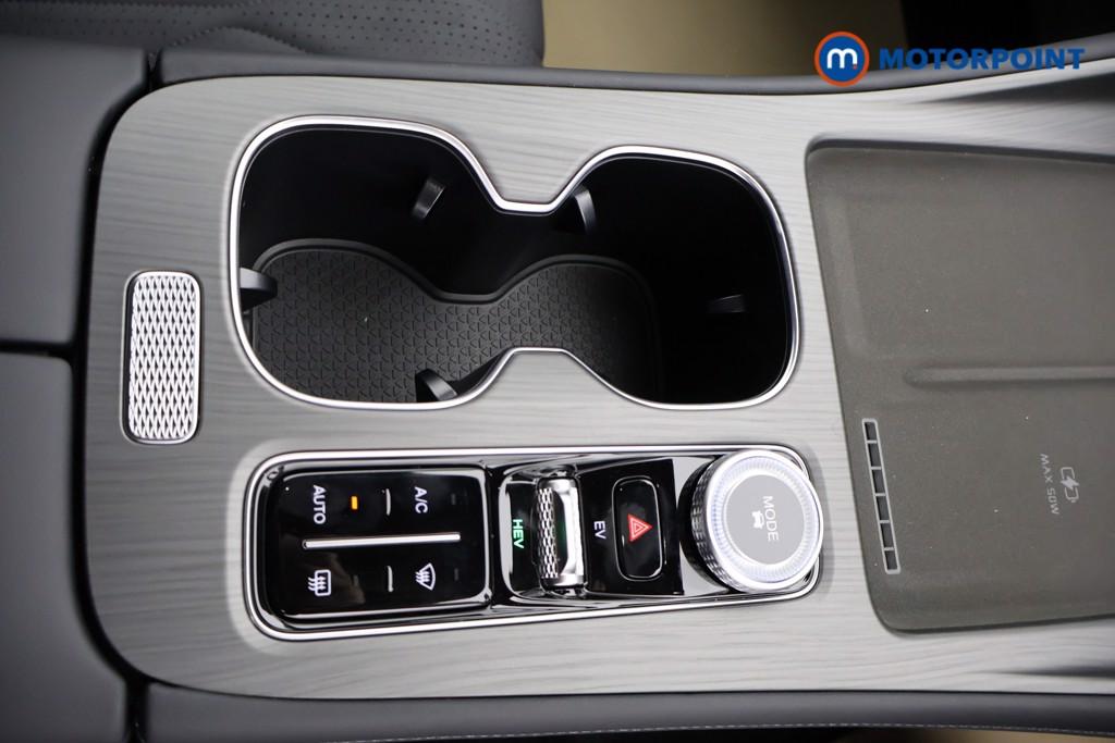 Chery Tiggo 8 Summit Automatic Petrol Plug-In Hybrid SUV - Stock Number (1619445) - 8th supplementary image