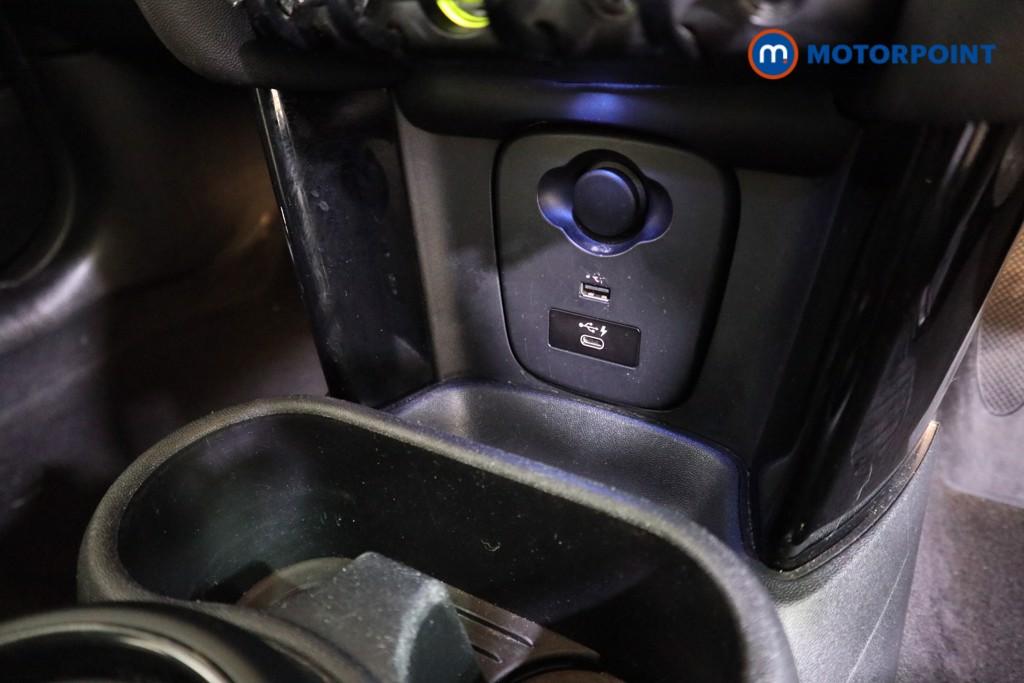 Mini Hatchback Cooper S Level 3 Automatic Electric Hatchback - Stock Number (1619766) - 8th supplementary image