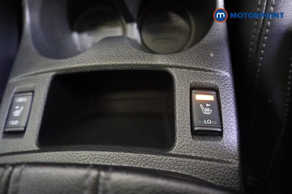 Nissan Qashqai Tekna Manual Diesel SUV - Stock Number (1621044) - 8th supplementary image