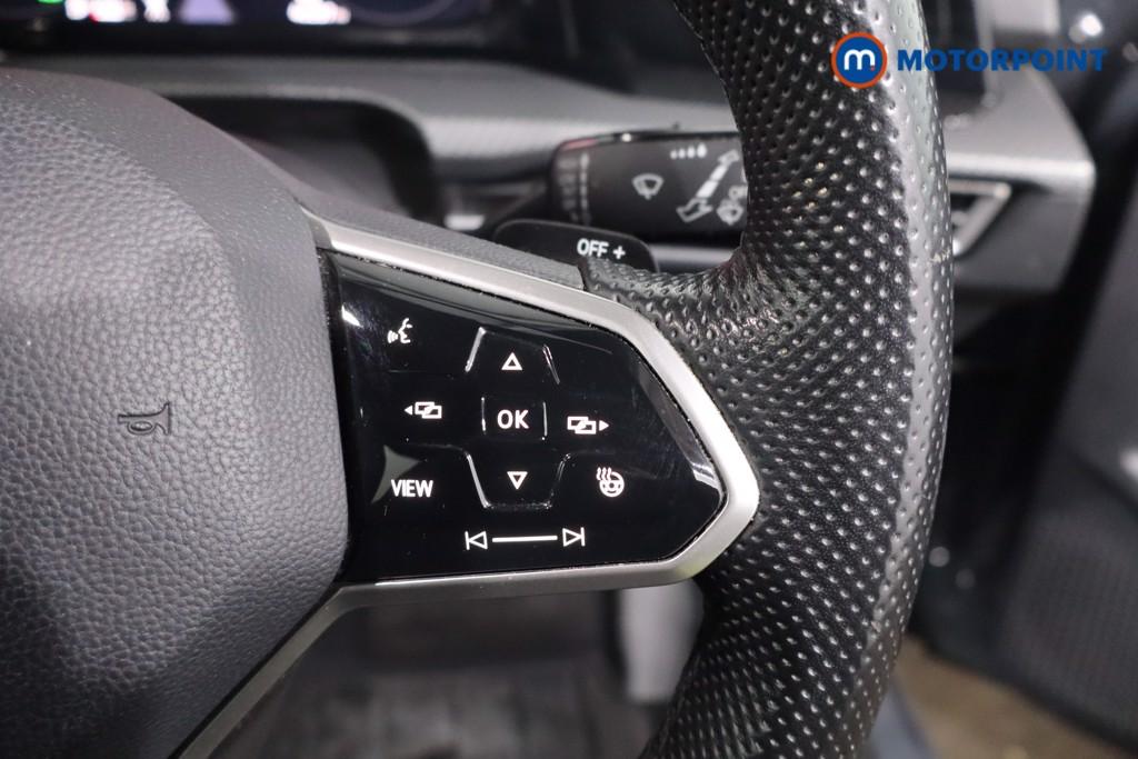 Volkswagen Golf R-Line Automatic Diesel Hatchback - Stock Number (1625791) - 8th supplementary image