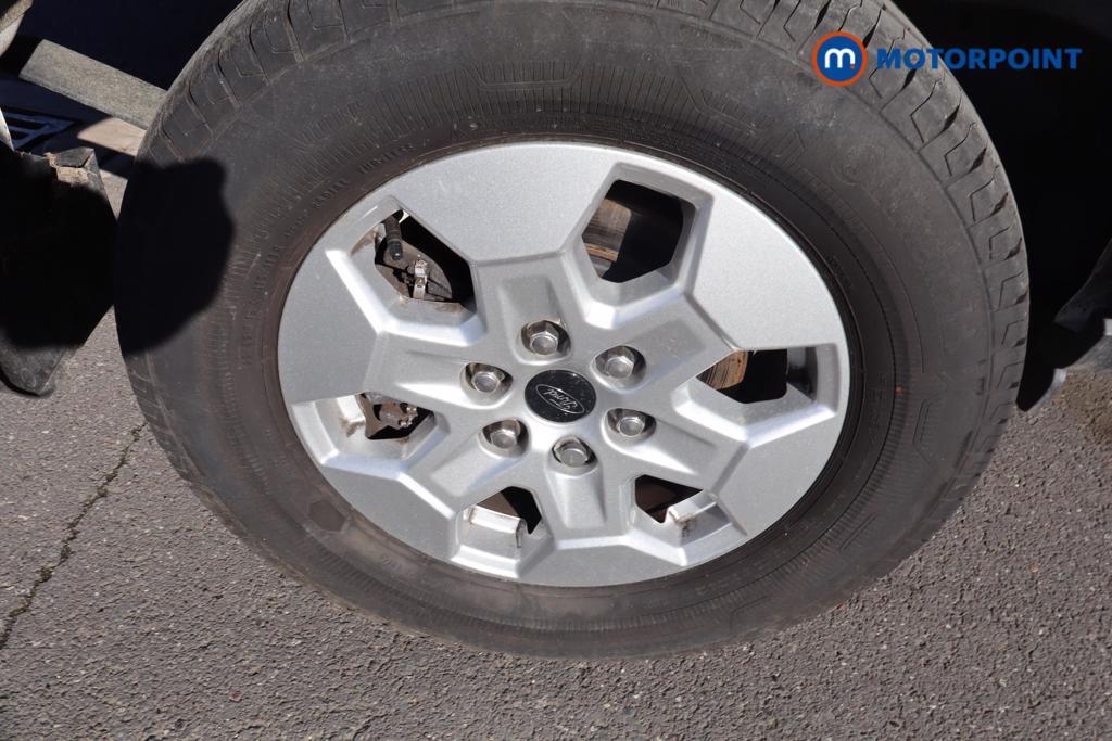 Ford Transit Limited Automatic Diesel Medium Roof Van - Stock Number (1611449) - 8th supplementary image