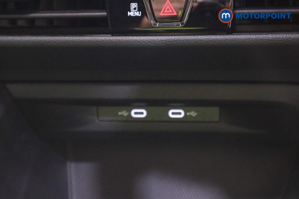 Volkswagen Golf Life Automatic Petrol Estate - Stock Number (1615948) - 8th supplementary image