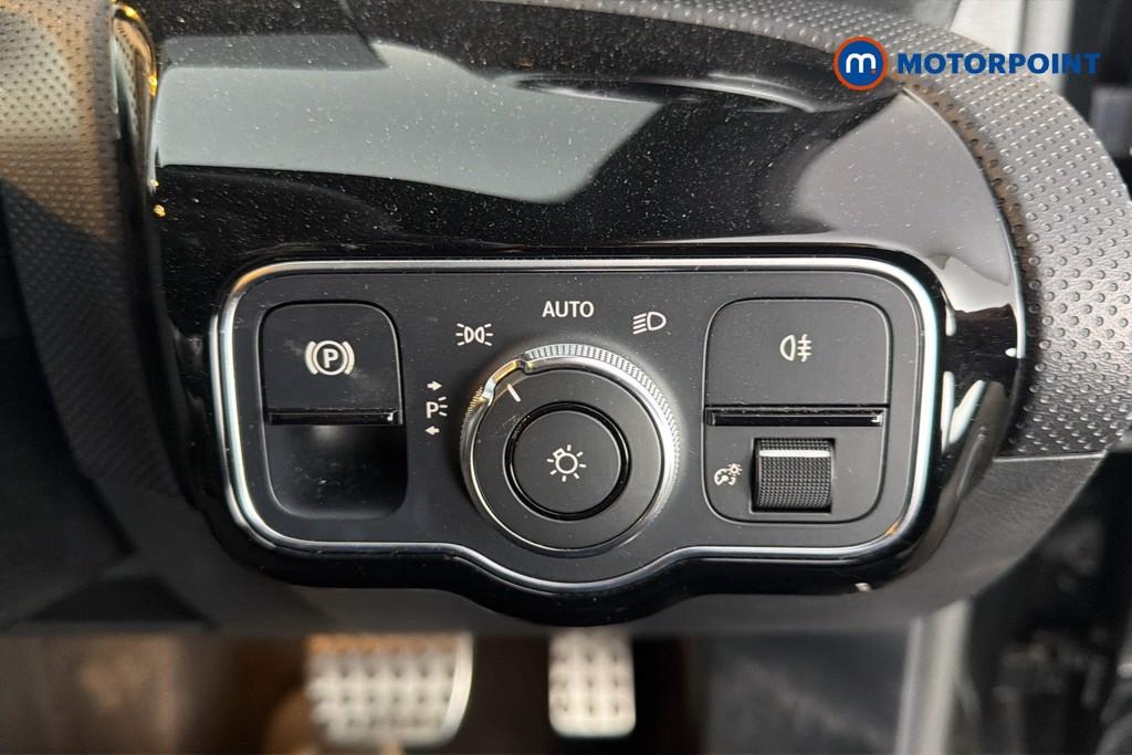 Mercedes-Benz A Class Amg Line Automatic Petrol Hatchback - Stock Number (1617433) - 8th supplementary image