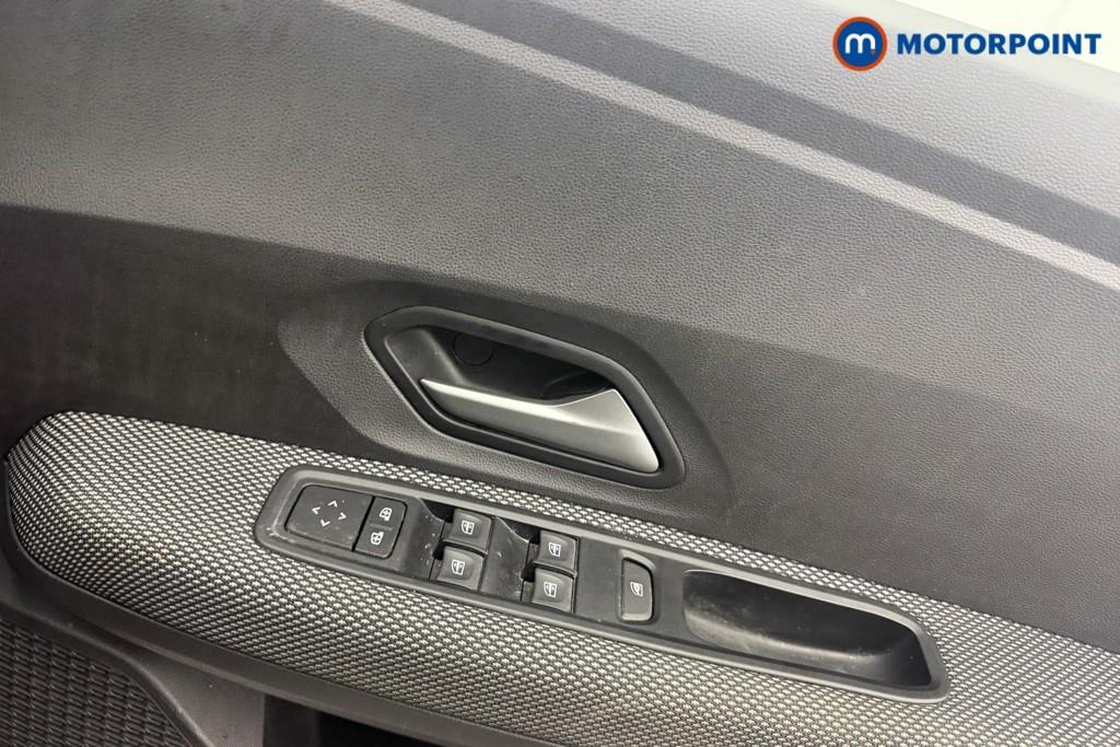 Dacia Sandero Expression Manual Petrol Hatchback - Stock Number (1619024) - 8th supplementary image