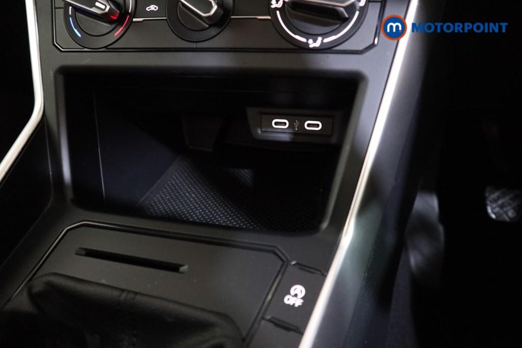 Volkswagen Polo Life Manual Petrol Hatchback - Stock Number (1623353) - 8th supplementary image