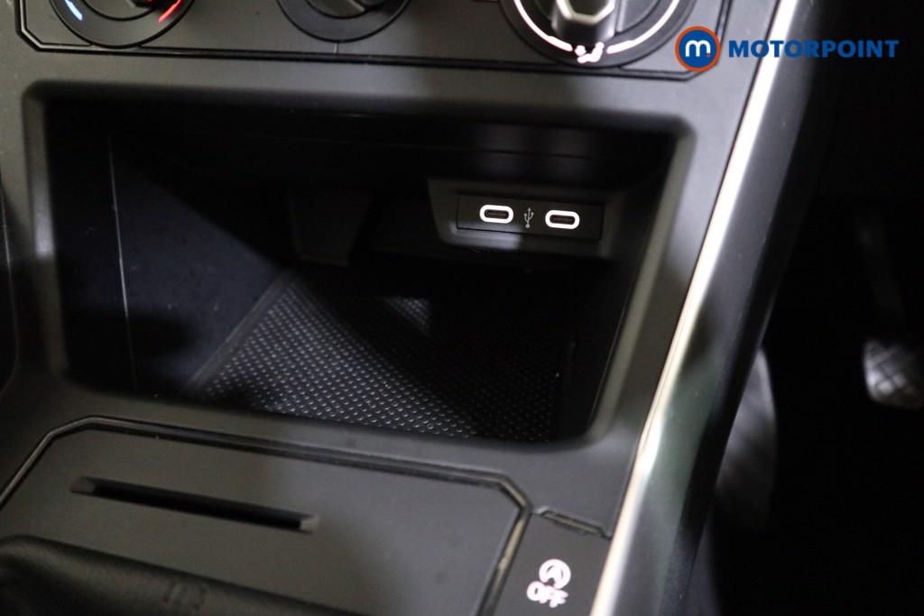 Volkswagen Polo Life Manual Petrol Hatchback - Stock Number (1623359) - 8th supplementary image