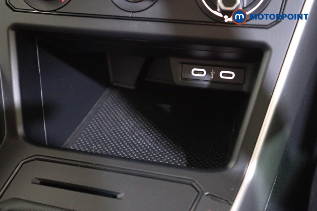 Volkswagen Polo Life Manual Petrol Hatchback - Stock Number (1623385) - 8th supplementary image