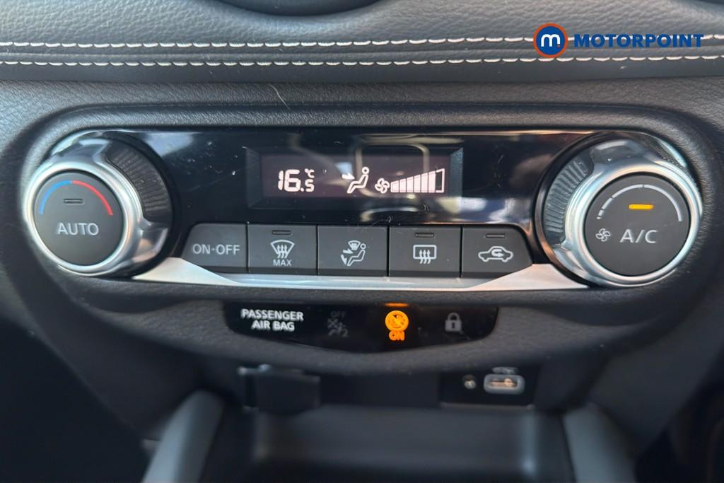 Nissan Juke N-Connecta Manual Petrol SUV - Stock Number (1623470) - 12th supplementary image