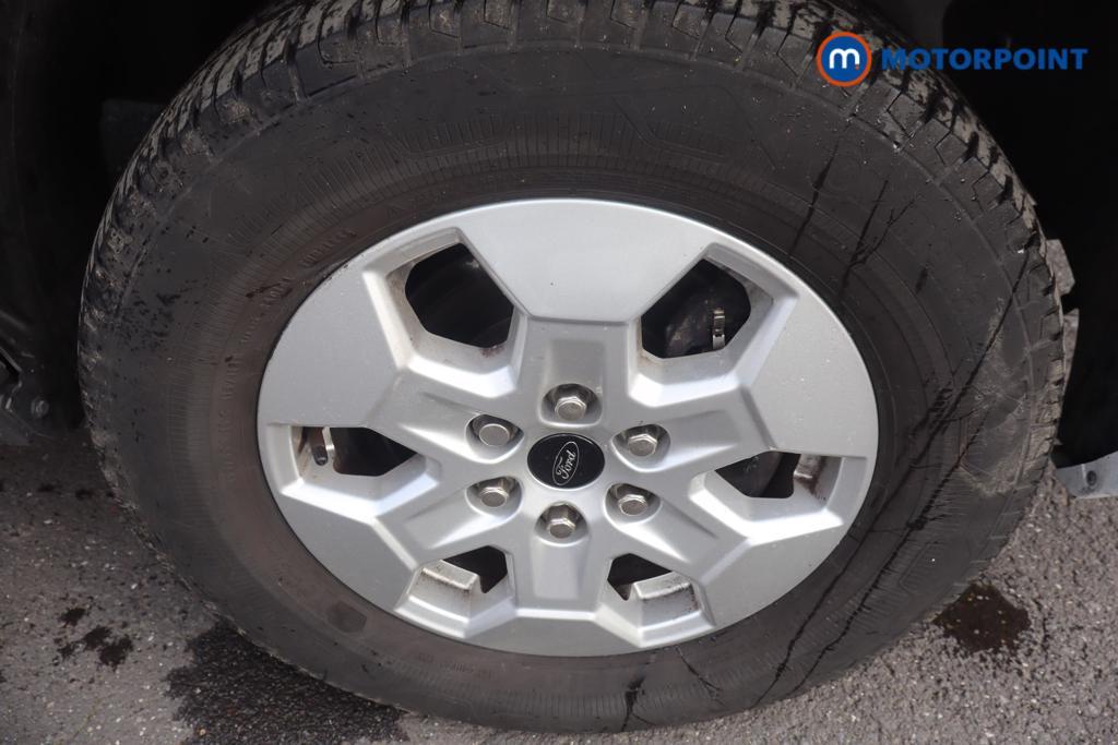 Ford Transit Limited Automatic Diesel Medium Roof Van - Stock Number (1611437) - Drivers side front corner