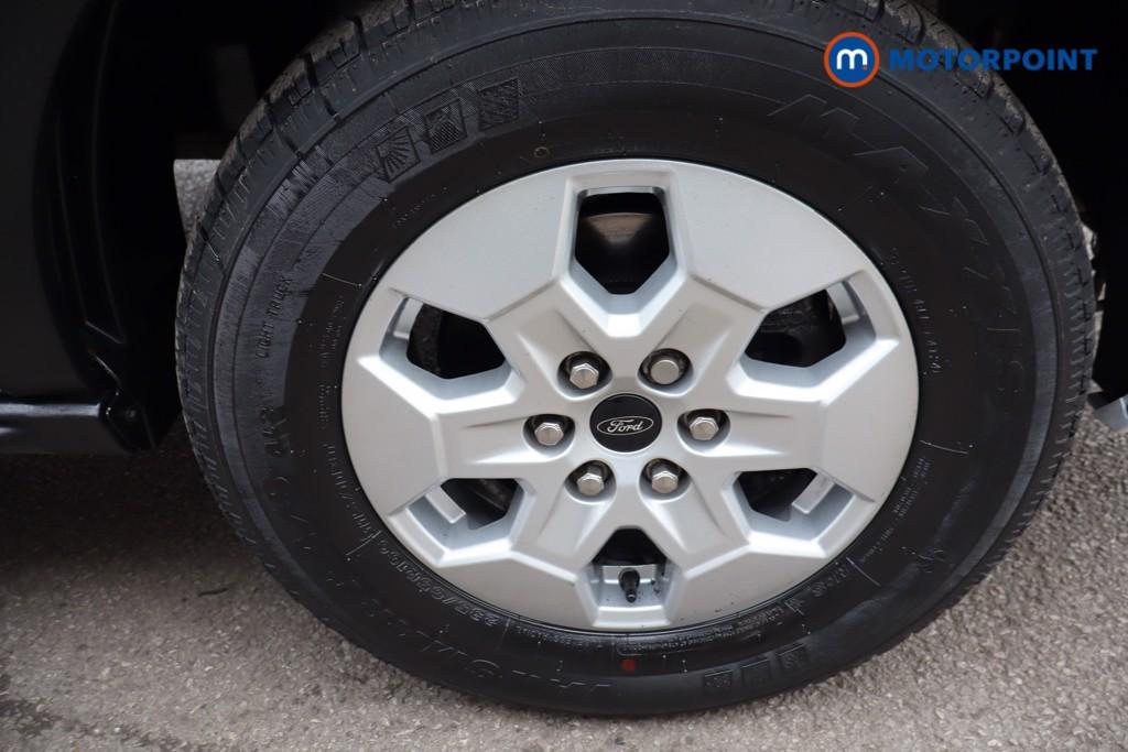 Ford Transit Limited Automatic Diesel Medium Roof Van - Stock Number (1611442) - 8th supplementary image