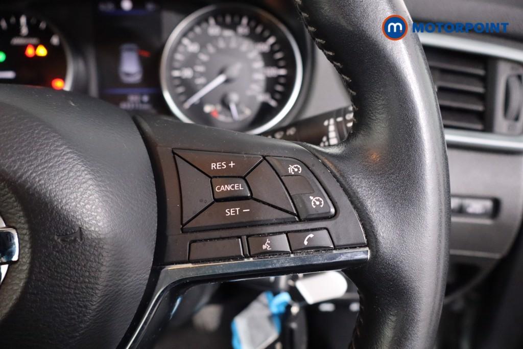 Nissan Qashqai Acenta Premium Manual Diesel SUV - Stock Number (1624622) - 8th supplementary image