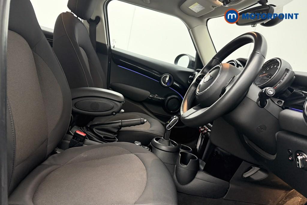 Mini Hatchback Cooper Classic Automatic Petrol Hatchback - Stock Number (1626121) - 8th supplementary image