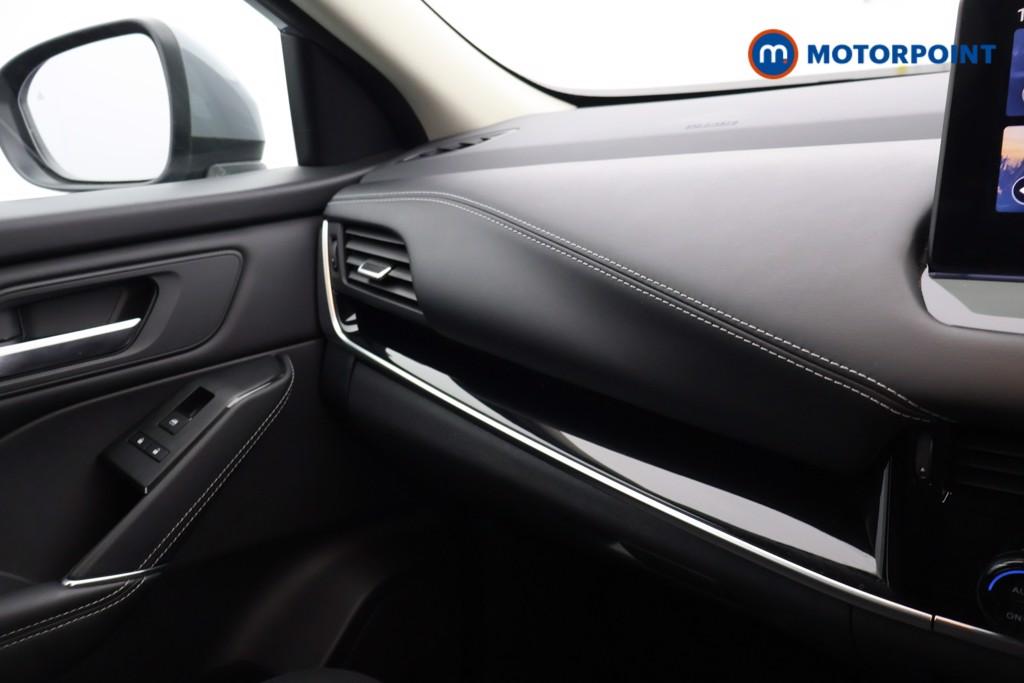 Nissan Qashqai N-Connecta Automatic Petrol-Electric Hybrid SUV - Stock Number (1627741) - 8th supplementary image