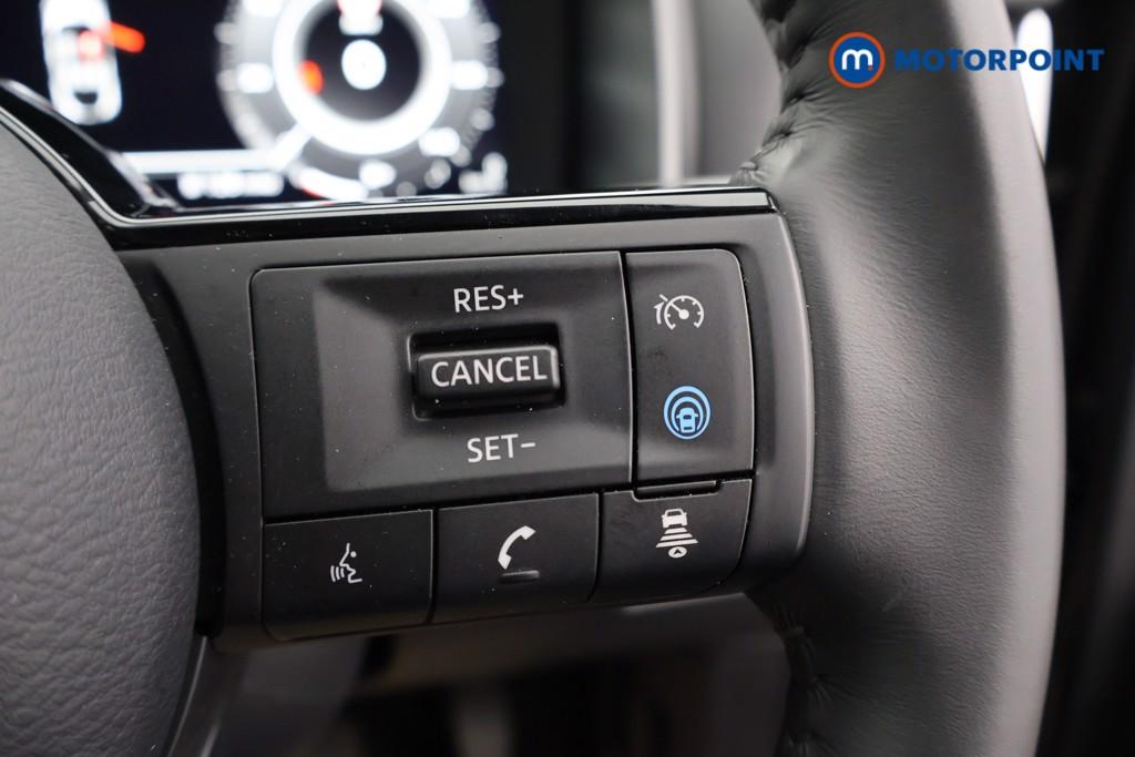 Nissan Qashqai N-Connecta Manual Petrol SUV - Stock Number (1624084) - 8th supplementary image