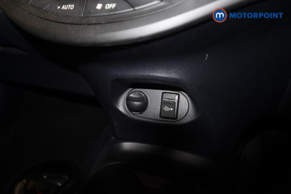 Toyota Yaris Icon Tech Automatic Petrol-Electric Hybrid Hatchback - Stock Number (1619764) - 8th supplementary image