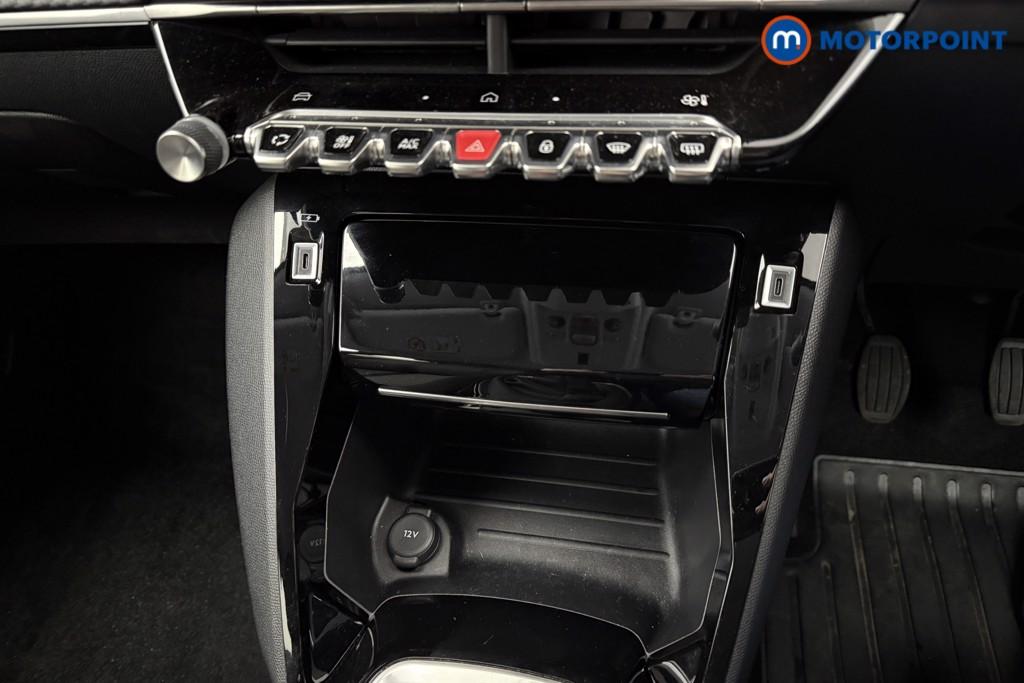 Peugeot 208 Allure Manual Petrol Hatchback - Stock Number (1624956) - 8th supplementary image