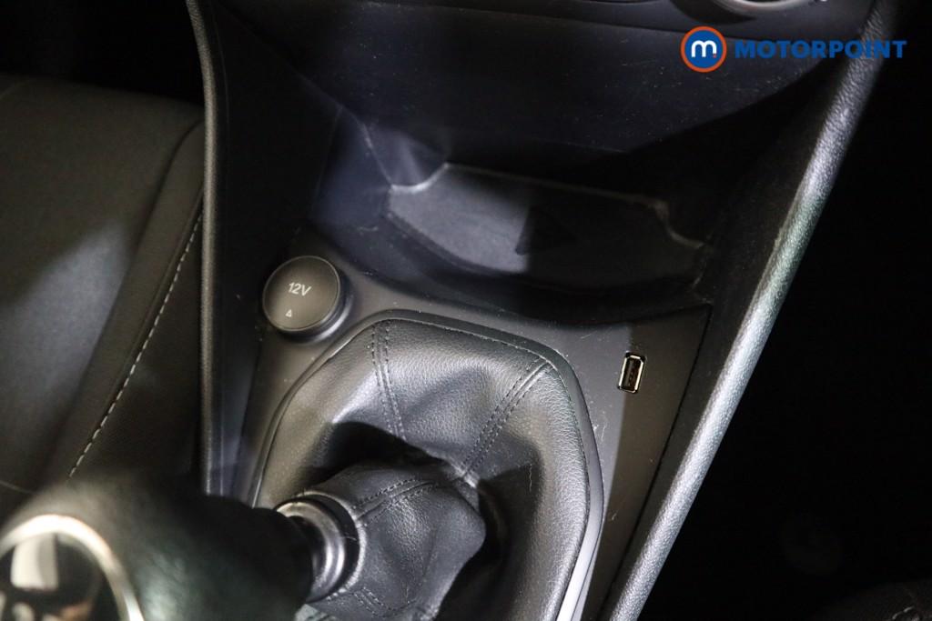 Ford Fiesta Trend Manual Petrol Hatchback - Stock Number (1622440) - 8th supplementary image
