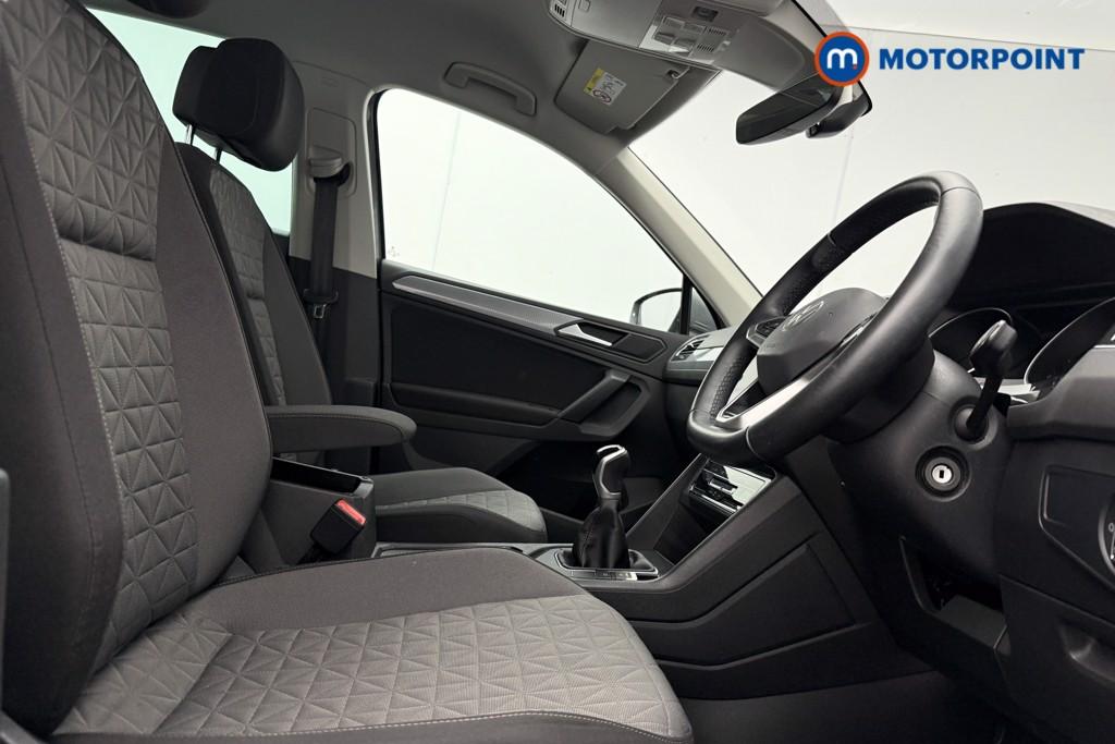 Volkswagen Tiguan Life Manual Petrol SUV - Stock Number (1626579) - 8th supplementary image