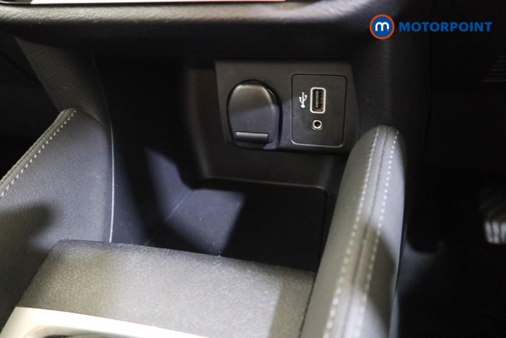 Nissan Micra Acenta Manual Petrol Hatchback - Stock Number (1627612) - 8th supplementary image