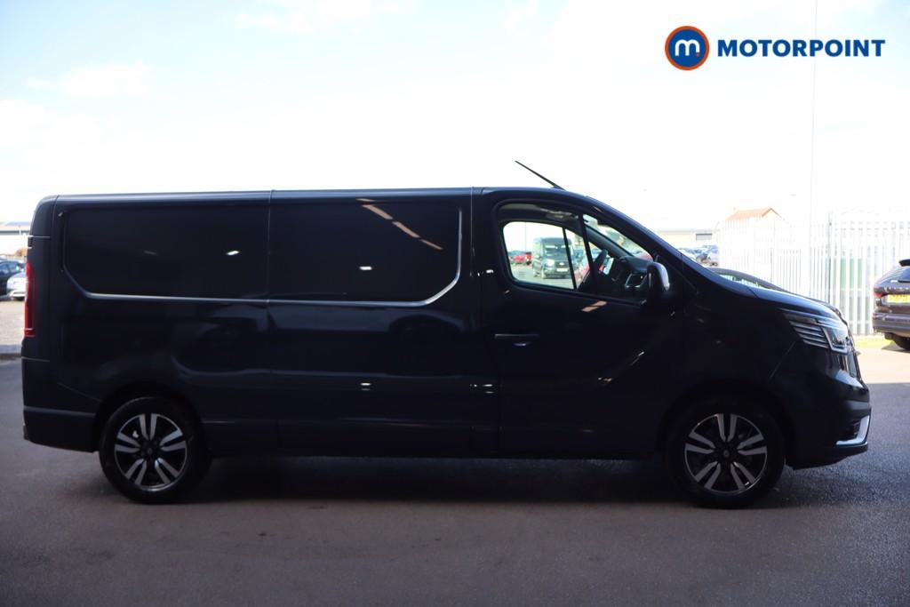 Renault Trafic Extra Sport Automatic Diesel Panel Van - Stock Number (1628415) - Front bumper