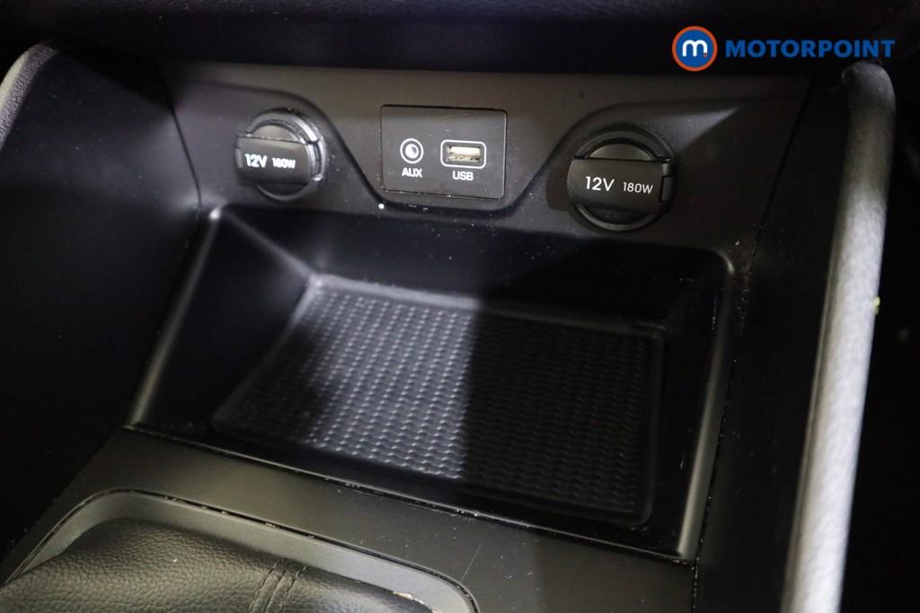 Hyundai Tucson Se Nav Manual Petrol SUV - Stock Number (1628432) - 8th supplementary image