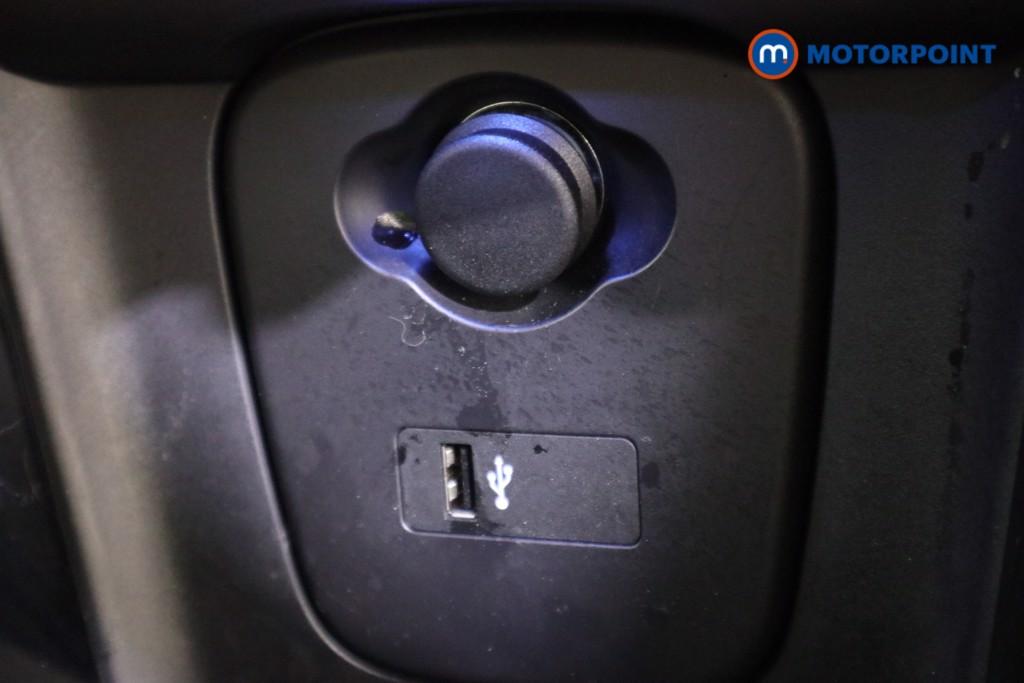 Mini Hatchback Cooper S Level 2 Automatic Electric Hatchback - Stock Number (1630194) - 8th supplementary image