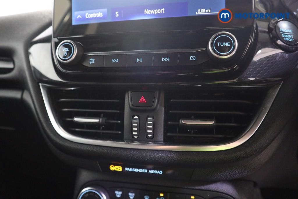 Ford Fiesta Active X Edition Manual Petrol Hatchback - Stock Number (1610010) - 8th supplementary image