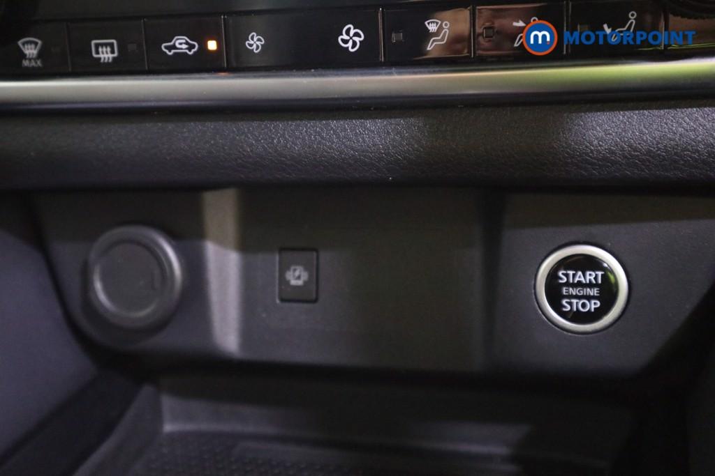 Nissan Qashqai Tekna Automatic Petrol SUV - Stock Number (1628290) - 8th supplementary image