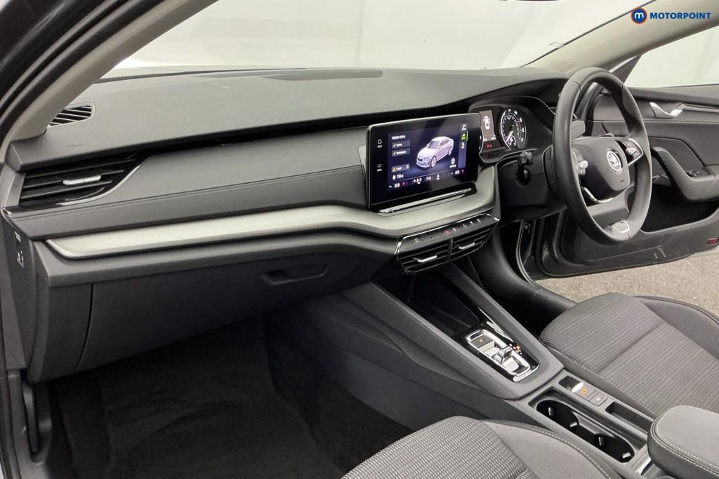 Skoda Octavia SE Automatic Petrol Hatchback - Stock Number (1630800) - 8th supplementary image