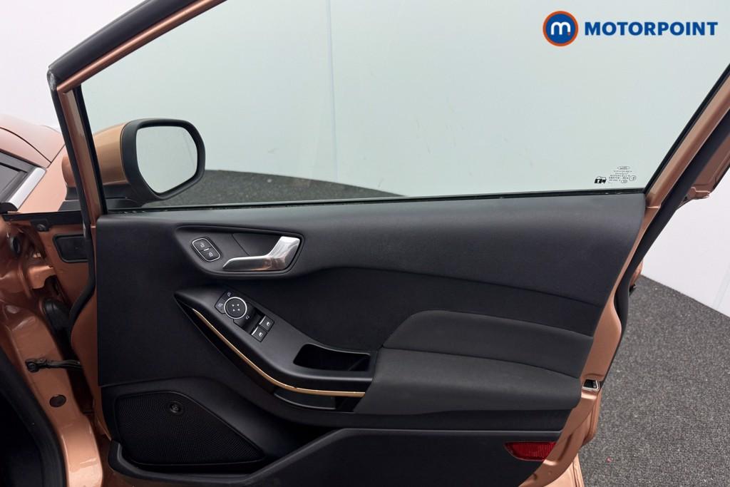 Ford Fiesta Titanium B-Pluso Play Automatic Petrol Hatchback - Stock Number (1632283) - 8th supplementary image