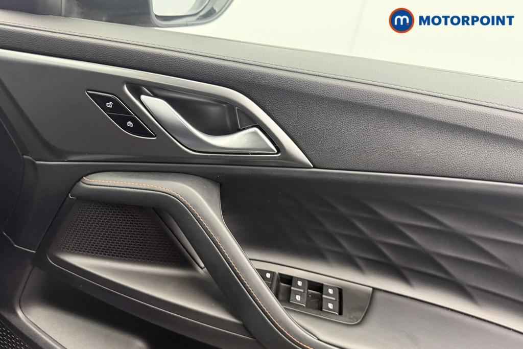 Mg Motor Uk HS Trophy Automatic Petrol-Electric Hybrid SUV - Stock Number (1632986) - 8th supplementary image