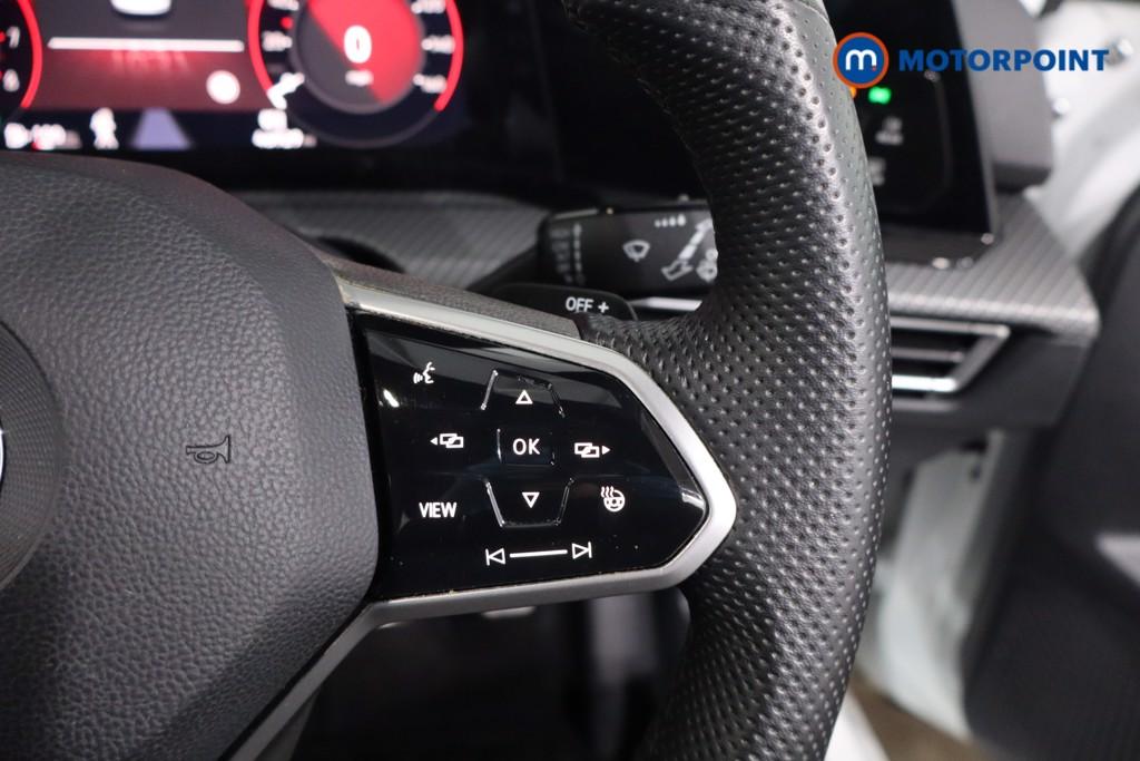 Volkswagen Golf R-Line Automatic Petrol Hatchback - Stock Number (1634477) - 8th supplementary image