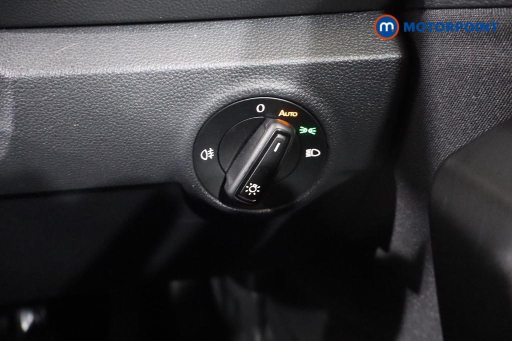 Volkswagen T-Roc Life Automatic Petrol SUV - Stock Number (1629035) - 8th supplementary image