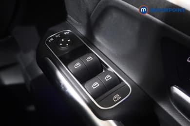 Mercedes-Benz GLA Amg Line Automatic Petrol SUV - Stock Number (1630711) - 9th supplementary image