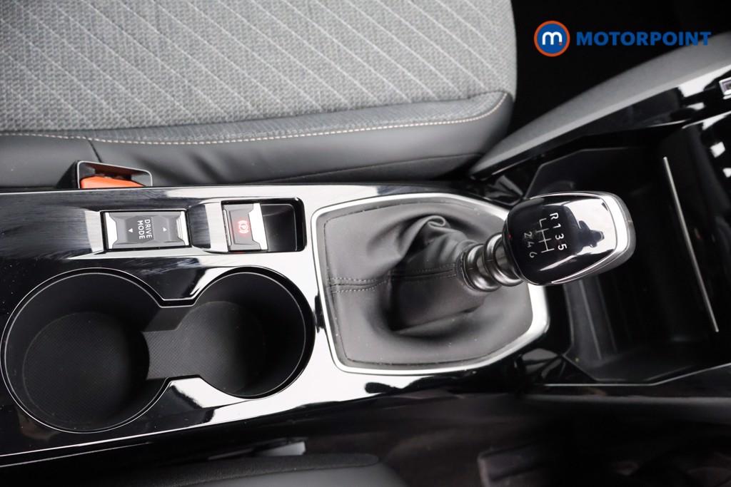 Peugeot 208 Allure Manual Petrol Hatchback - Stock Number (1634128) - 8th supplementary image