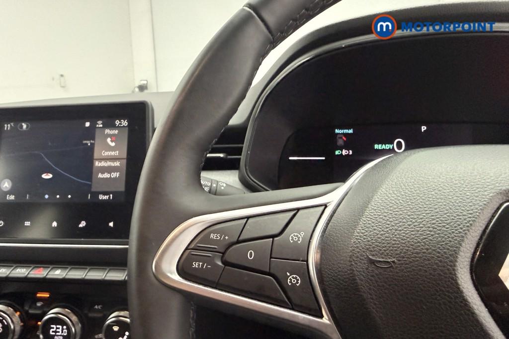 Renault Clio Evolution Automatic Petrol-Electric Hybrid Hatchback - Stock Number (1634220) - 8th supplementary image