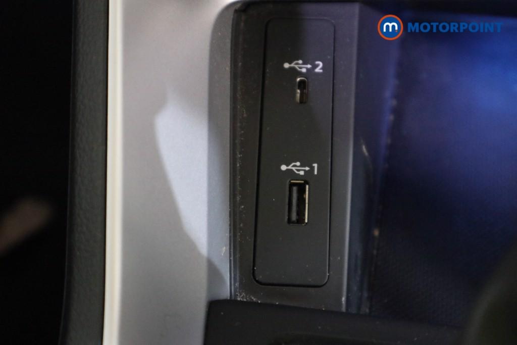 Audi Q3 Sport Automatic Petrol SUV - Stock Number (1619768) - 8th supplementary image