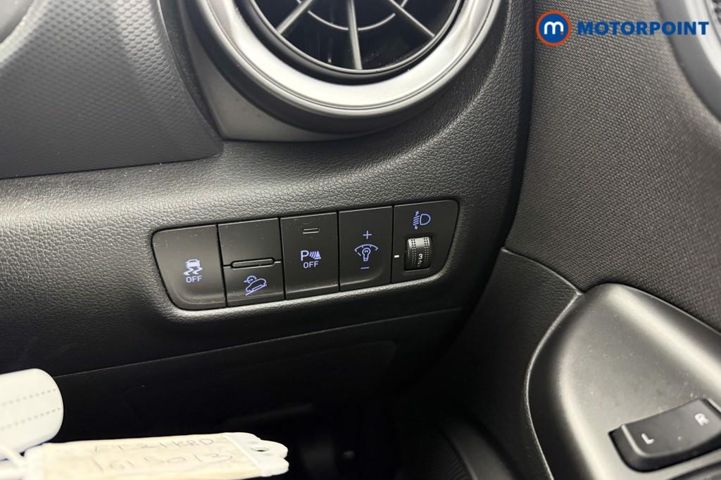 Hyundai Kona Se Connect Manual Petrol SUV - Stock Number (1615013) - 8th supplementary image