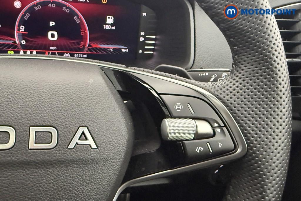 Skoda Karoq Sportline Edition Automatic Petrol SUV - Stock Number (1636975) - 8th supplementary image
