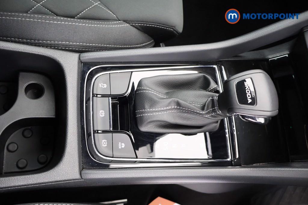 Skoda Karoq Sportline Edition Automatic Petrol SUV - Stock Number (1636980) - 8th supplementary image