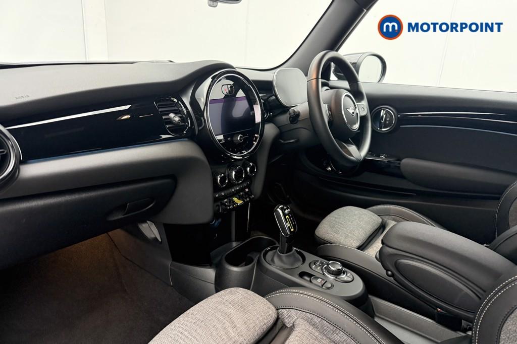 Mini Hatchback Cooper S Level 2 Automatic Electric Hatchback - Stock Number (1635265) - 8th supplementary image