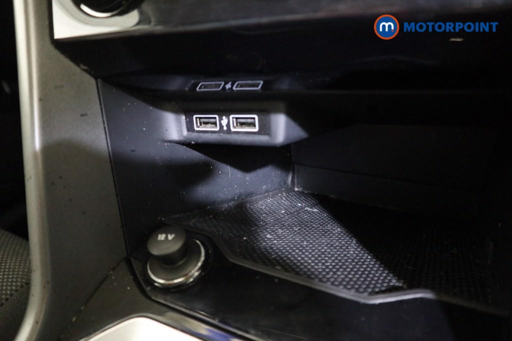 Volkswagen T-Roc SE Manual Petrol SUV - Stock Number (1620905) - 8th supplementary image