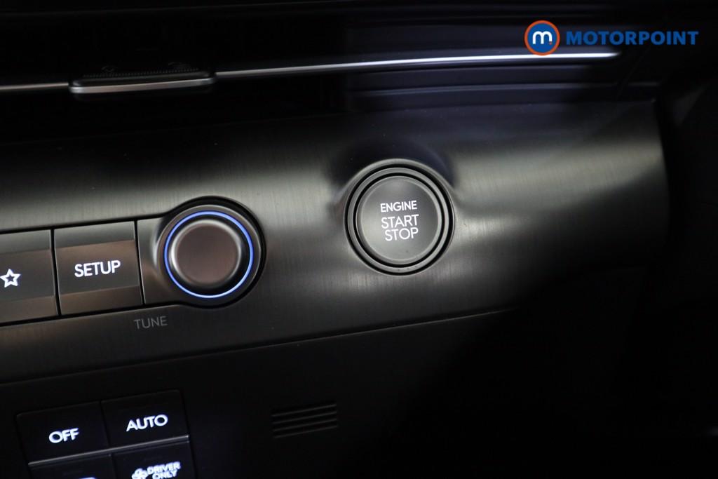 Hyundai Kona Advance Automatic Petrol-Electric Hybrid SUV - Stock Number (1632818) - 8th supplementary image