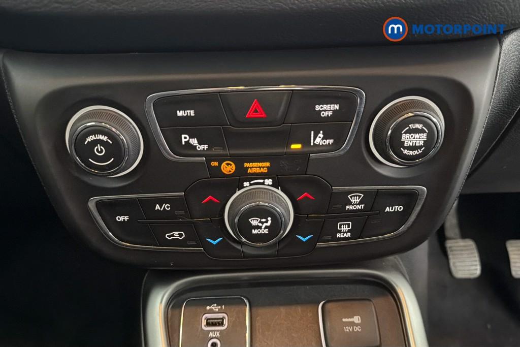 Jeep Compass Longitude Manual Petrol SUV - Stock Number (1631286) - 12th supplementary image